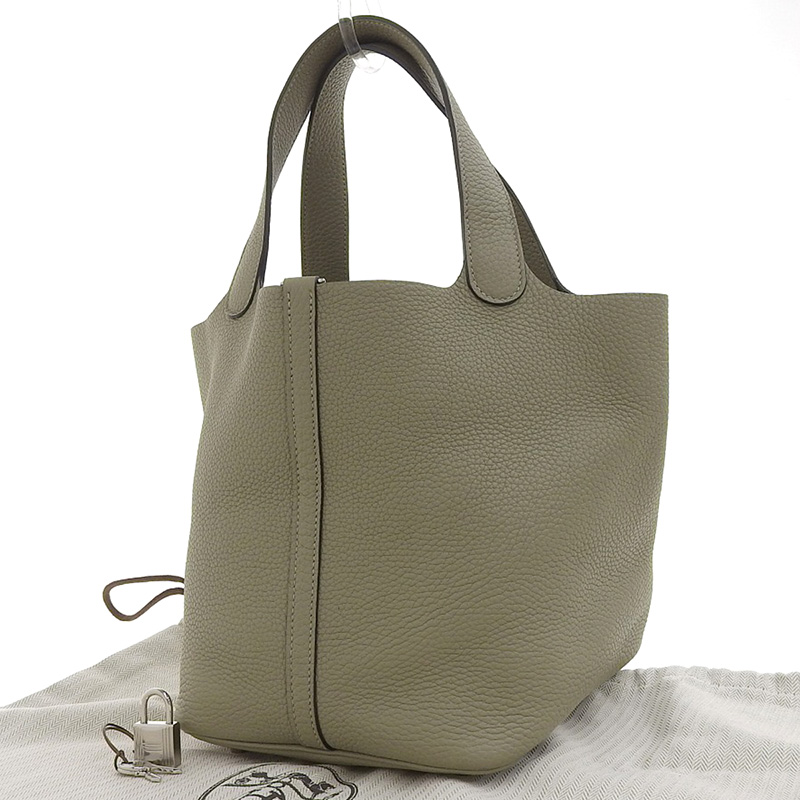 http://エルメス%20HERMES%20ピコタンロックMM%20ハンドバッグ%20トリヨンクレマンス%20セージ%20A刻印%202017年%20中古%20HE0831