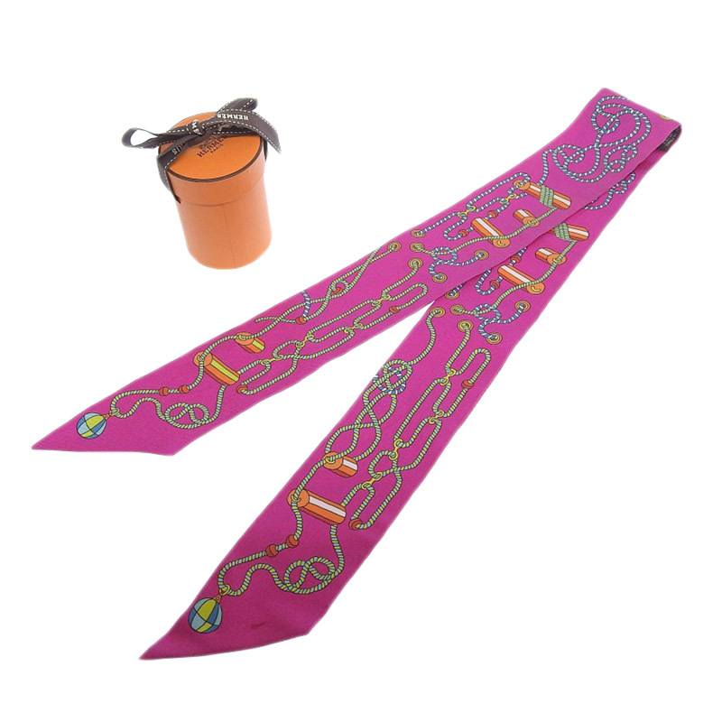 http://エルメス%20HERMES%20ツイリー%20スカーフ%20シルク%20ピンク%20中古%20HE0848