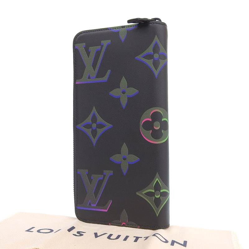 http://ルイヴィトン%20LOUIS%20VUITTON%20モノグラム%20スポットライト%20ジッピー%20ウォレット%20ヴェルティカル%20長財布%20M82368%20日本限定%20中古%20LV1415