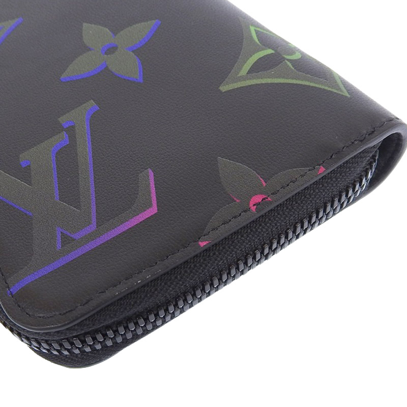http://ルイヴィトン%20LOUIS%20VUITTON%20モノグラム%20スポットライト%20ジッピー%20ウォレット%20ヴェルティカル%20長財布%20M82368%20日本限定%20中古%20LV1415