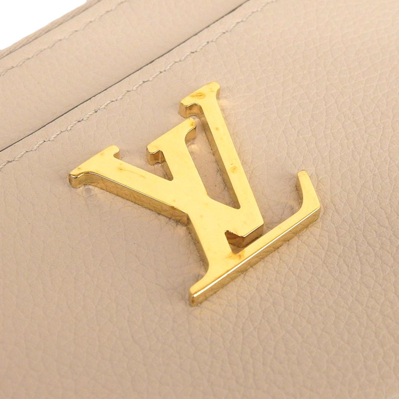 http://ルイヴィトン%20LOUIS%20VUITTON%20ジッピー・コインパース%20ロック・ミー%20コインケース%20ウォレット%20レザー%20グレージュ%20M80100%20中古%20LV1449