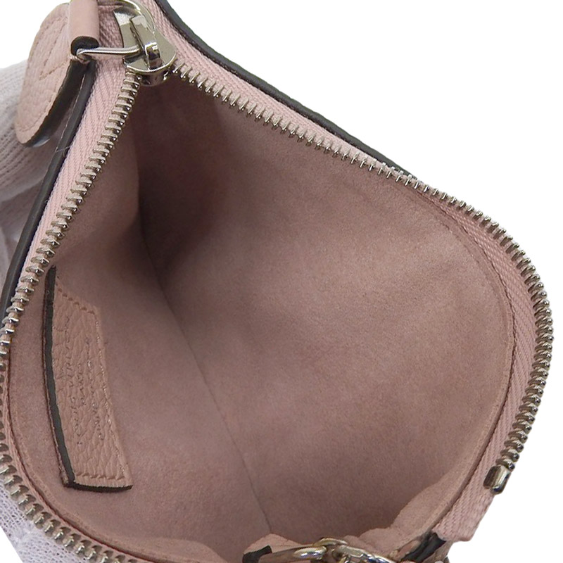 http://ルイヴィトン%20LOUIS%20VUITTON%20カードキーケース%20ポシェット・クレ%20カードキーケース%20マヒナ%20マグノリア%20M69508%20中古%20LV1475