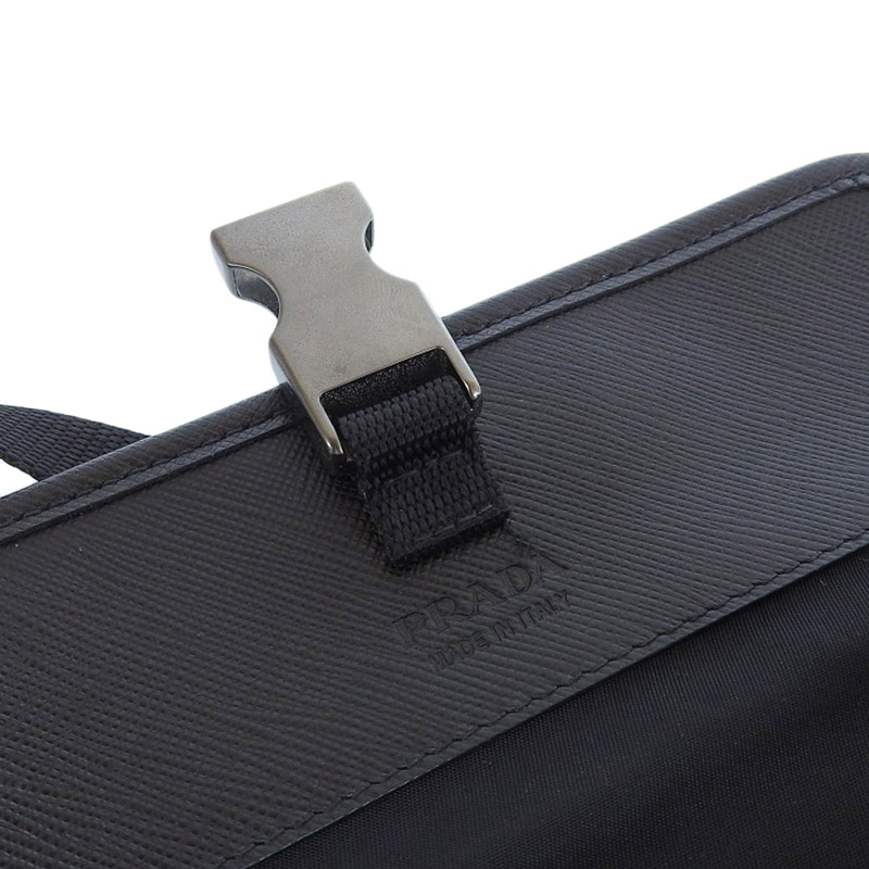 http://プラダ%20PRADA%20ショルダーバッグ%20ナイロン/レザー%20ブラック%202ZH108%20中古%20OB1602