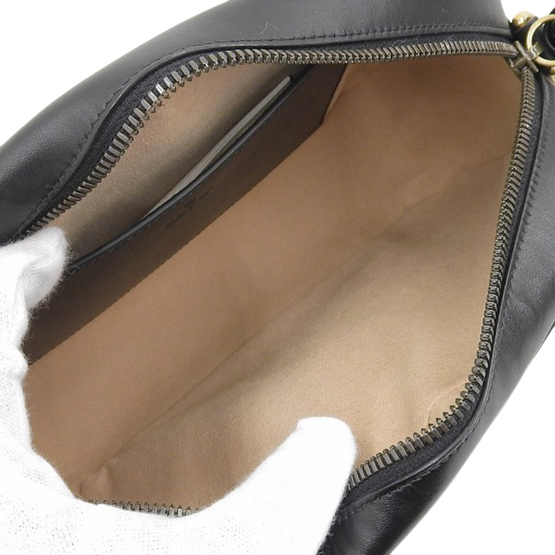 http://グッチ%20GUCCI%20GGマーモント%20キルティング%20スモール%20ショルダーバッグ%20チェーンショルダー%20レザー%20ブラック%20447632%20美品%20GU0547