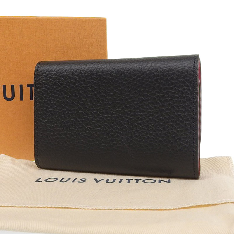 http://ルイヴィトン%20LOUIS%20VUITTON%20ポルトフォイユ%20カプシーヌコンパクト%20財布%20トリヨン%20ノワール/ホットピンク%20M62157%20中古%20LV1508