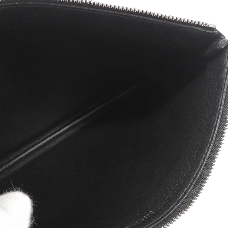 http://バレンシアガ%20BALENCIAGA%20エブリデイ%20クラッチバッグ%20レザー%20ブラック%20516358%20中古%20OB1656