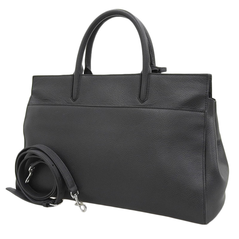 http://サンローラン%20SAINT%20LAURENT%20カバリブゴージュ%202WAYバッグ%20ハンドバッグ%20ショルダーバッグ%20レザー%20ブラック%20PMR620667%20中古%20OB1661