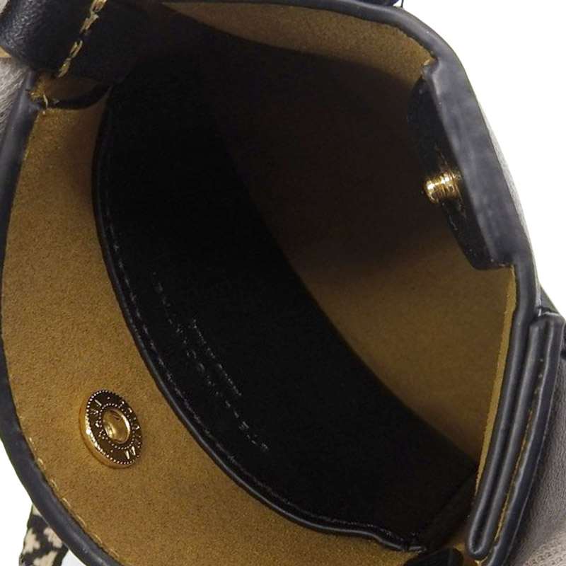 http://ステラマッカートニー%20STELLA%20MCCARTNEY%20ショルダーバッグ%20ミニショルダー%20フェイクレザー%20ブラック%20中古%20OB1662