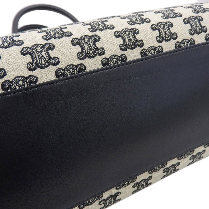 http://セリーヌ%20CELINE%20トリオンフ%20ホリゾンタルカバ%20ハンドバッグ%20キャンバス/レザー%20ベージュ/ブラック%20194342CS8%20中古%20OB1668