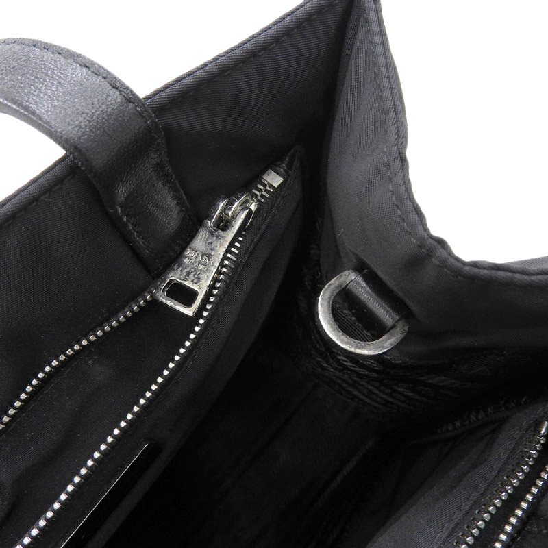 http://プラダ%20PRADA%20パデッド%202WAYバッグ%20トートバッグ%20ショルダーバッグ%20ナイロン/レザー%20ブラック%201BG426%20中古%20OB1672
