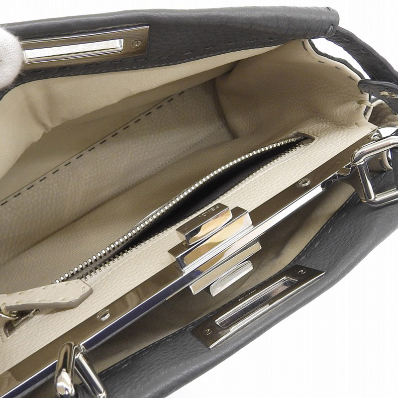 http://フェンディ%20FENDI%20ピーカブー%20セレリア%202WAYバッグ%20ハンドバッグ%20ショルダーバッグ%20レザー%20グレー%208BN290%20中古%20OB1690