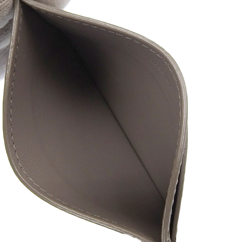 http://セリーヌ%20CELINE%20カードケース%20名刺入れ%20レザー%20グレージュ%20中古%20OBB0543