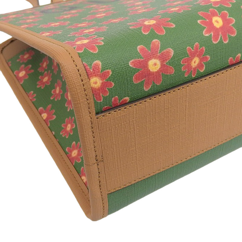 http://グッチ%20GUCCI%20チルドレンズ%20GGスプリーム%20キトゥン%20キャット%202WAY%20レザー%20マルチカラー%20ルイスウェインコラボ%20630542%20美品%20GU0553