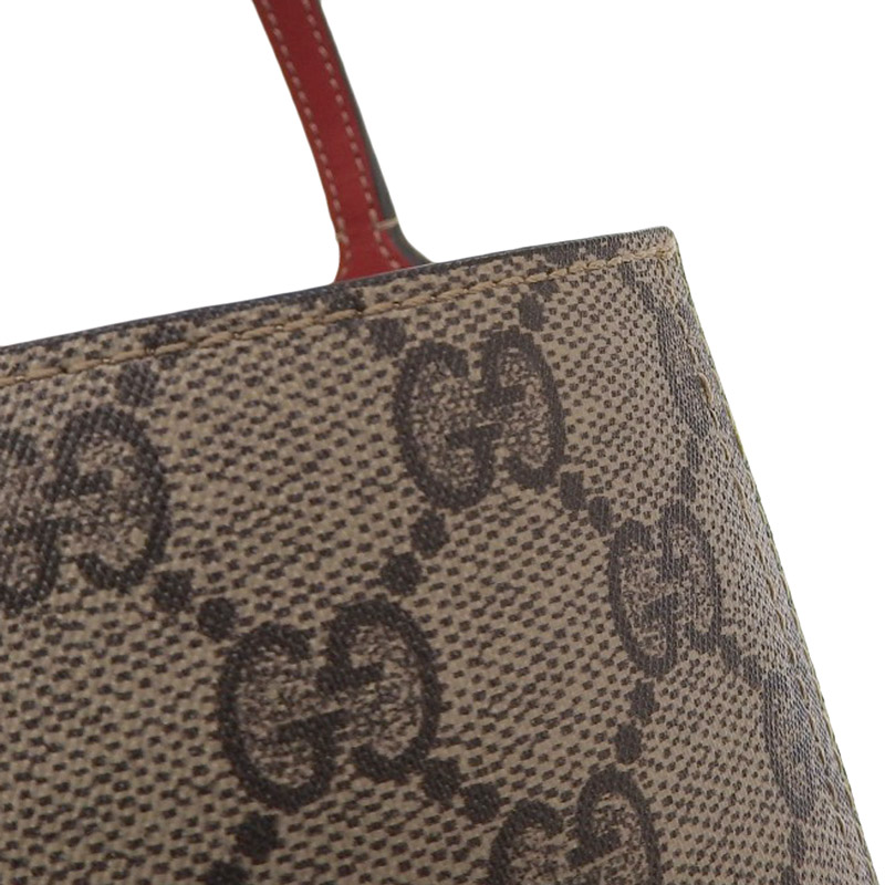 http://グッチ%20GUCCI%20GGスプリーム%20リバーシブル%20トートバッグ%20レザー%20ベージュ%20レッド%20372613%20中古%20GU0557