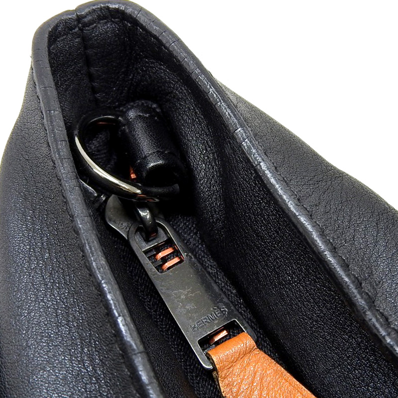 http://エルメス%20HERMES%20キャラバンホリゾンタルPM%202WAYバッグ%20ハンド%20ショルダー%20バッグ%20レザー%20ブラック%20□J刻印%202006年%20中古%20HE0895