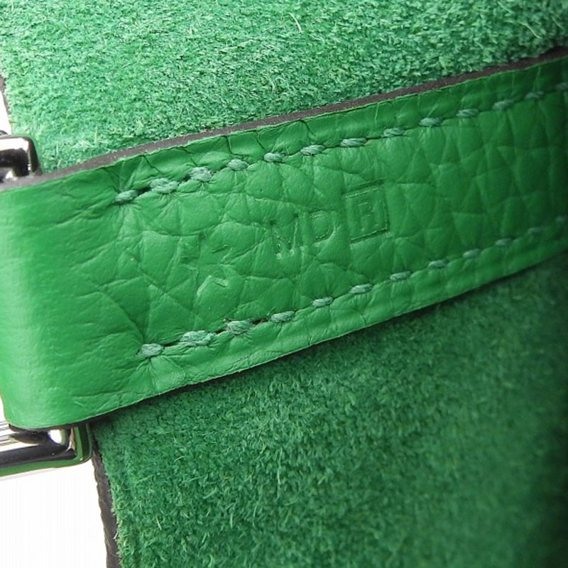 http://エルメス%20HERMES%20ピコタンロックMM%20ハンドバッグ%20トリヨンクレマンス%20バンブー%20□R刻印%202014年%20美品%20HE0909