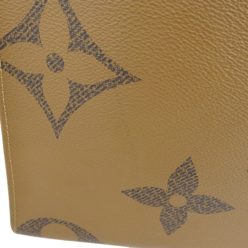 http://ルイヴィトン%20LOUIS%20VUITTON%20ジャイアント・モノグラム%20オンザゴーMM%202WAY%20トートバッグ%20ショルダーバッグ%20M45321%20中古%20LV1522