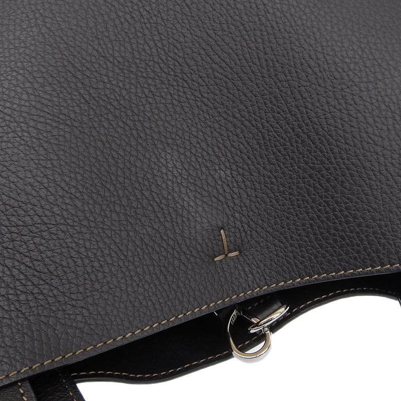 http://トッズ%20TOD'S%20タイムレス%20トートバッグ%20ハンドバッグ%20レザー%20ブラック%20美品%20OB1693