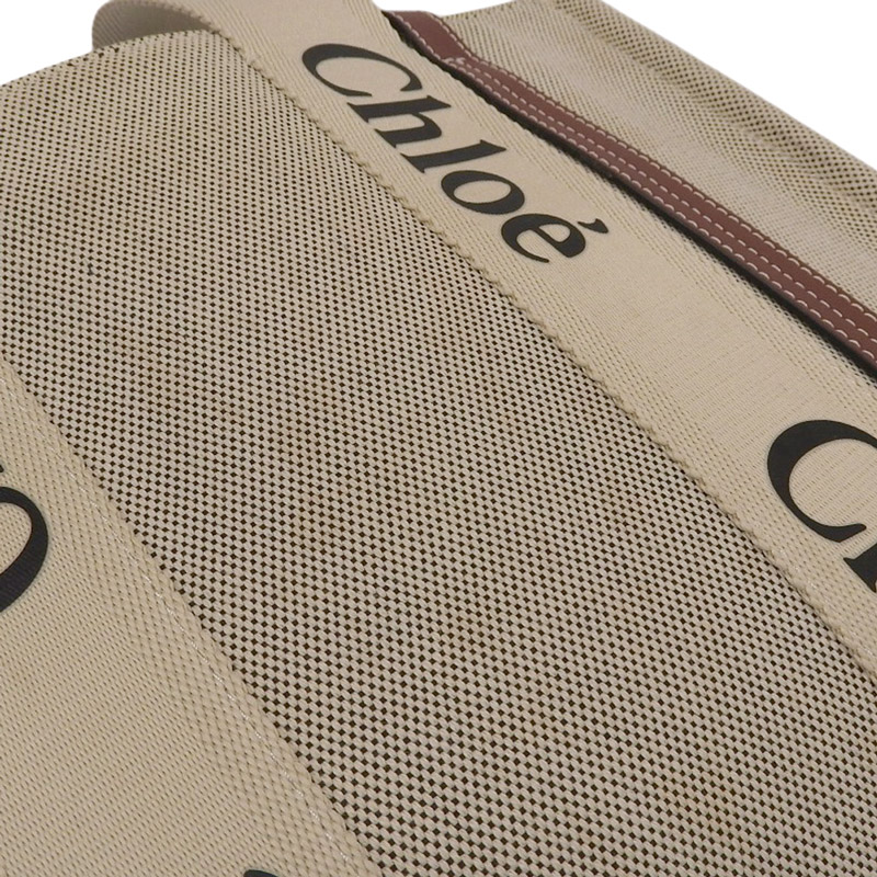 http://クロエ%20CHLOE%20ウッディ%20ミディアムトート%20トートバッグ%20キャンバス/レザー%20ベージュ/ブラウン%20CHC22AS%20中古%20OB1702