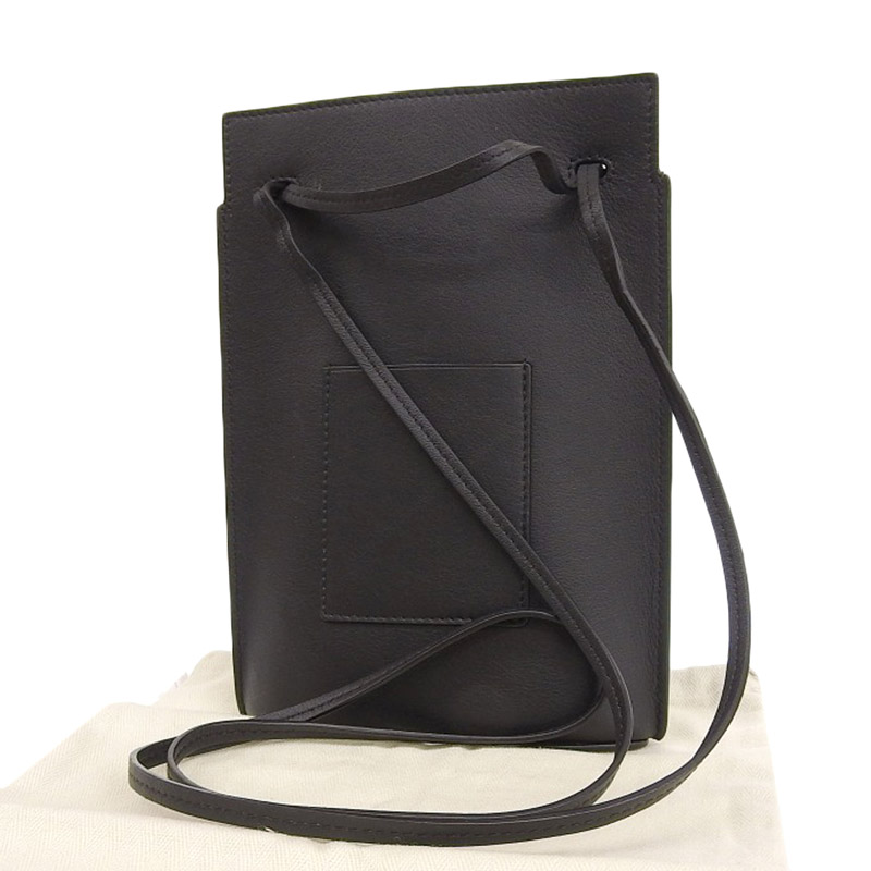 http://ロエベ%20LOEWE%20ダイスポケット%20ショルダーバッグ%20レザー%20ブラック%20C630R12X01%20中古%20OB1703