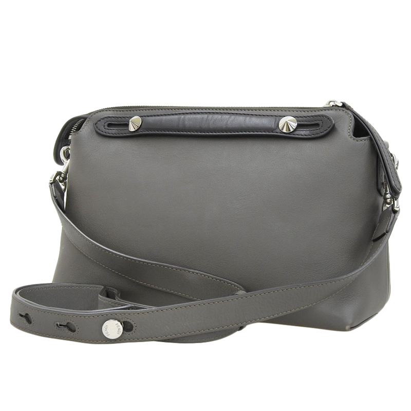 http://フェンディ%20FENDI%20バイザウェイ%20ミディアム%202WAYバッグ%20ハンドバッグ%20ショルダーバッグ%20レザー%20グレー/ブラック%20中古%20OB1709