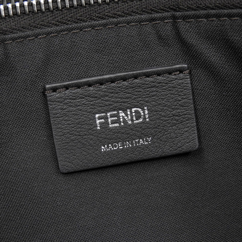 http://フェンディ%20FENDI%20バイザウェイ%20ミディアム%202WAYバッグ%20ハンドバッグ%20ショルダーバッグ%20レザー%20グレー/ブラック%20中古%20OB1709
