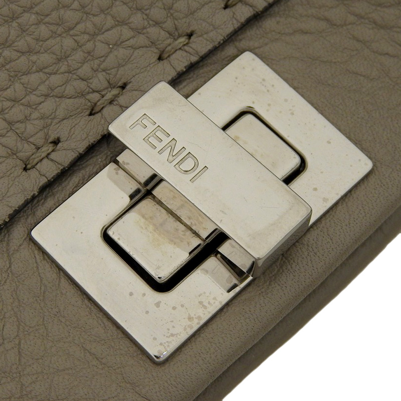 http://フェンディ%20FENDI%20ピーカブーミニ%20セレリア%202WAYバッグ%20ハンド%20ショルダー%20バッグ%20レザー/パイソン%20グレージュ%208BN244%20中古%20OB1710