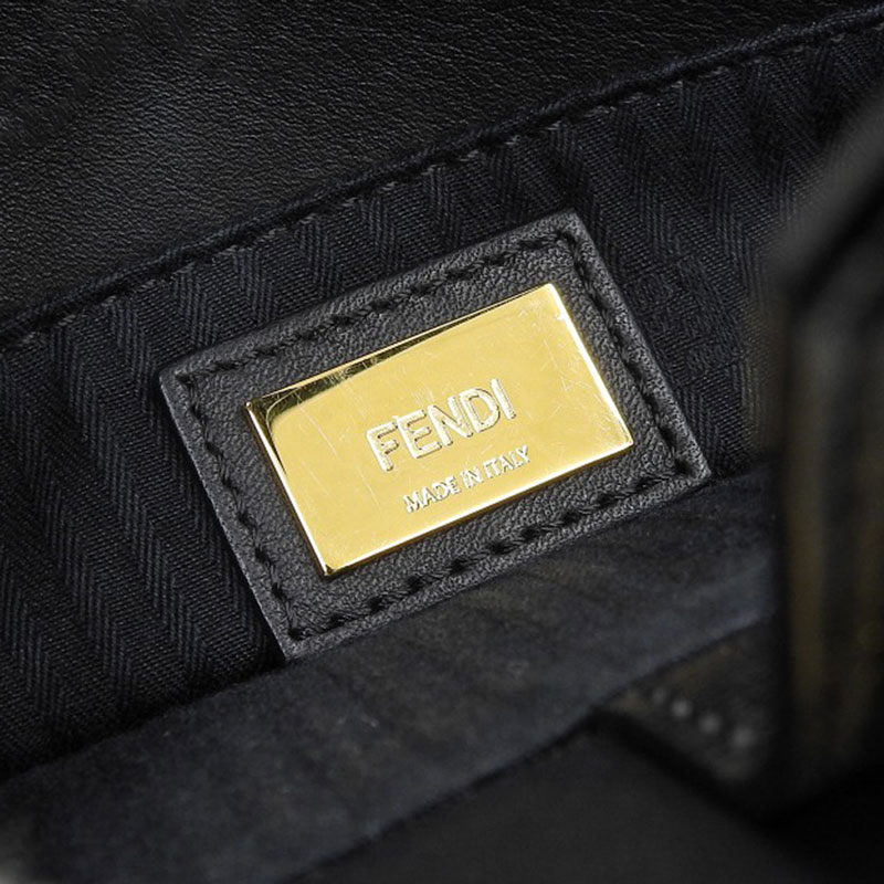 http://フェンディ%20FENDI%20プチトゥジュール%202WAYバッグ%20ハンドバッグ%20ショルダーバッグ%20レザー%20ブラック%208BH253%20中古%20OB1713