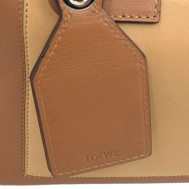http://ロエベ%20LOEWE%20アマソナ28%202WAYバッグ%20ハンドバッグ%20ショルダーバッグ%20レザー%20ブラウン%20中古%20OB1715
