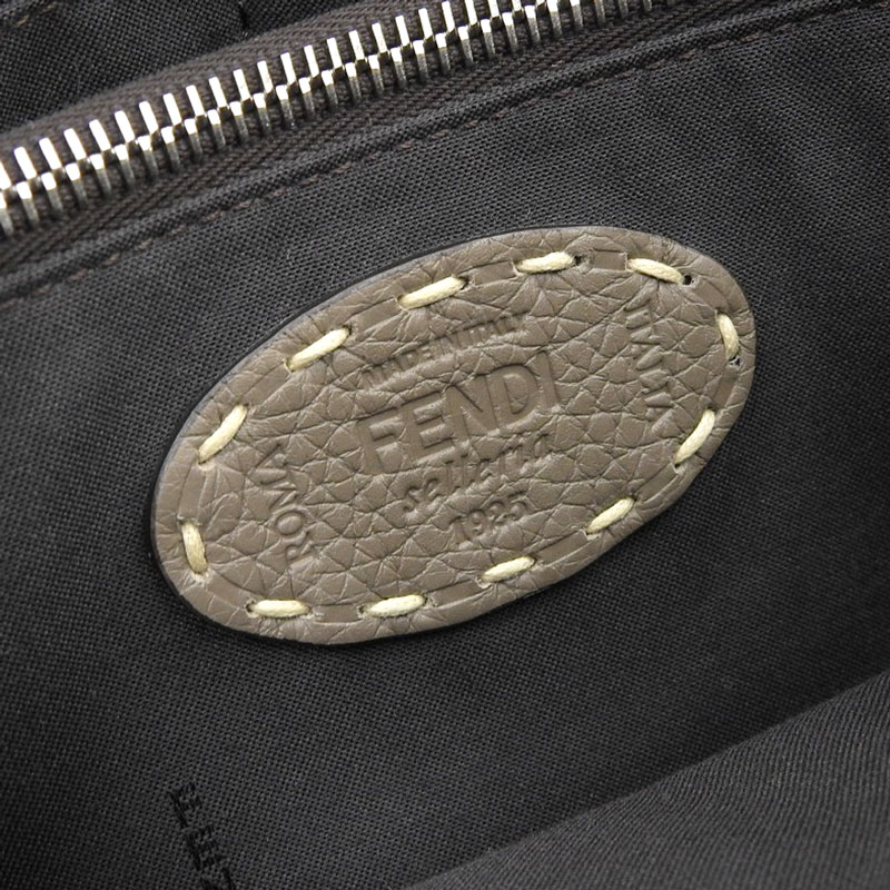http://フェンディ%20FENDI%20バイザウェイ%20セレリア%202WAYバッグ%20ハンドバッグ%20ショルダーバッグ%20レザー%20グレージュ%208BL146%20中古%20OB1716