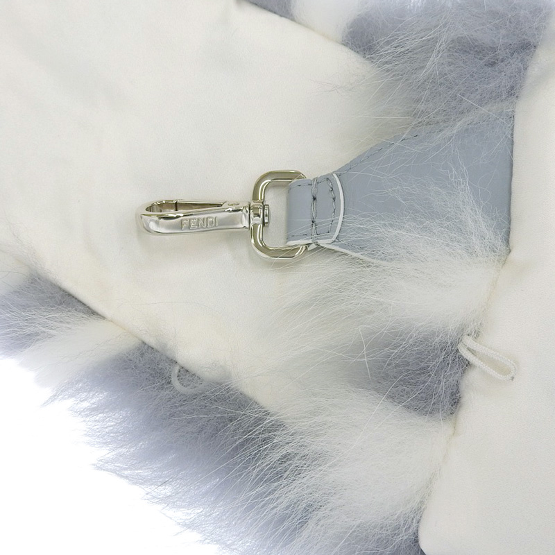 http://フェンディ%20FENDI%20マフラー%20ティペット%20フォックスファー%20グレー%20FNG426%20中古%20OBB0538