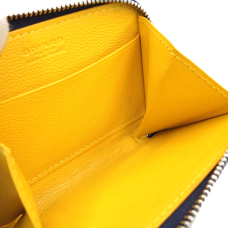 http://ゴヤール%20GO%20YARD%20マティニョン%20コインケース%20小銭入れ%20PVC/レザー%20ネイビー/イエロー%20コインケース%20中古%20OBB0546