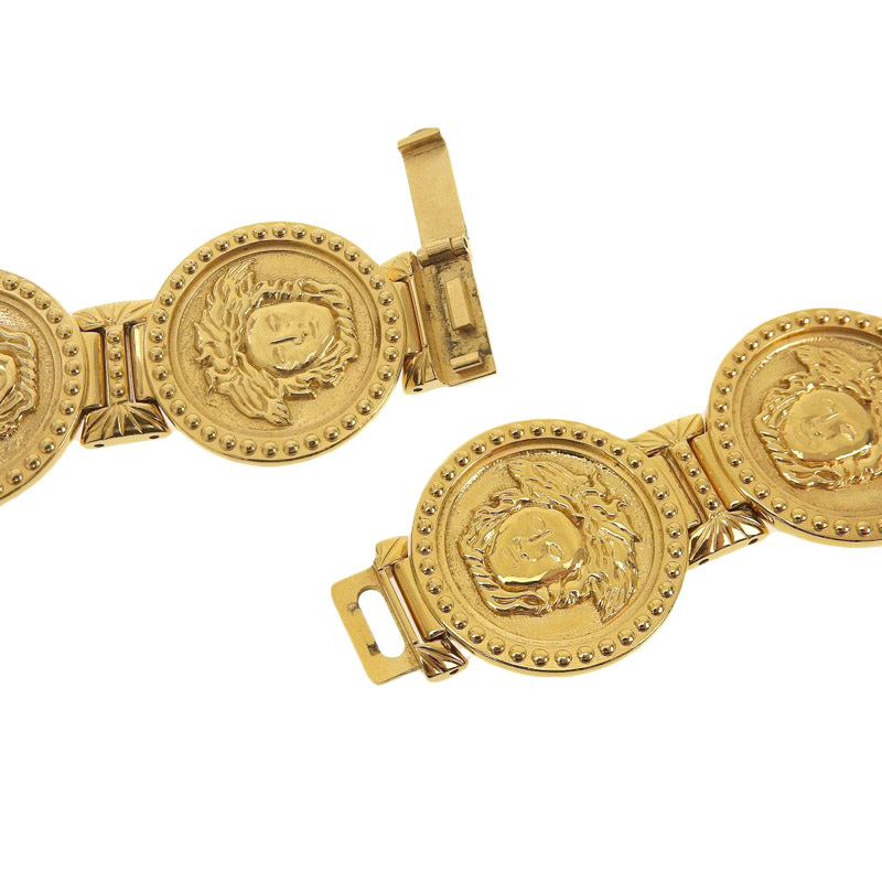 http://ヴェルサーチ%20VERSACE%20コインウォッチ%20メデューサ%20レディース%20クォーツ%20腕時計%20GP%20ホワイト文字盤%207008002%20中古%20OW0417