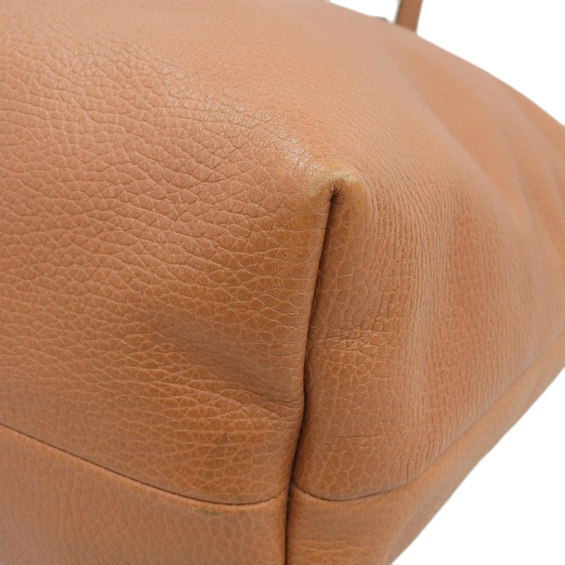 http://グッチ%20GUCCI%20トートバッグ%20バンブータッセル%20レザー%20ブラウン%20354665%20中古%20GU0562