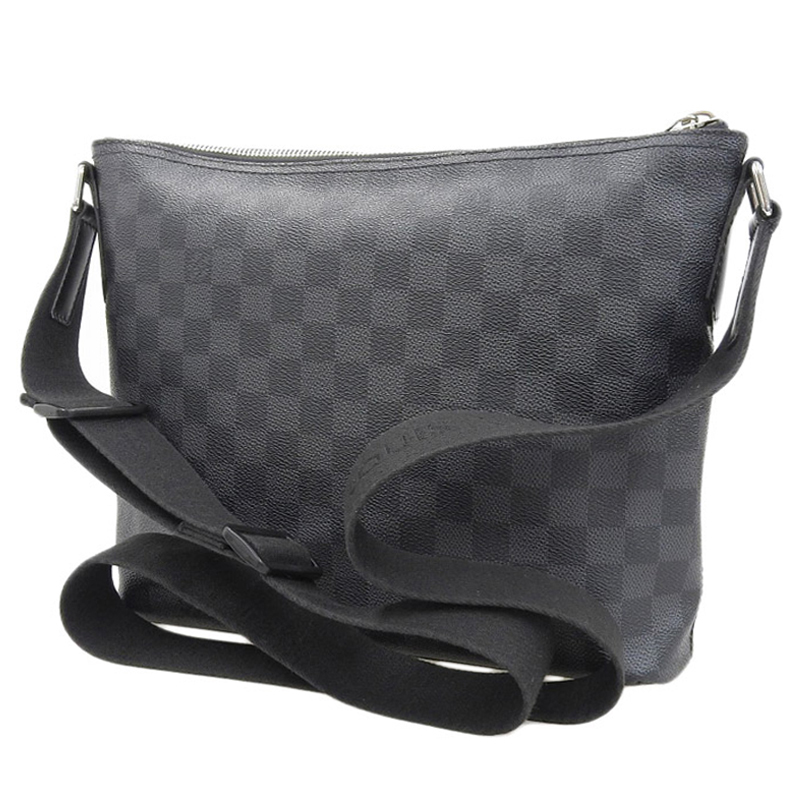 http://ルイヴィトン%20LOUIS%20VUITTON%20ダミエ・グラフィット%20ミックPM%20ショルダーバッグ%20斜め掛けショルダー%20N41211%20中古%20LV1540