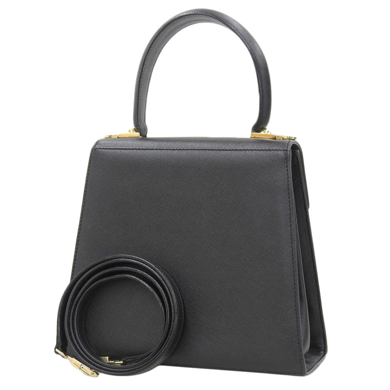http://フェラガモ%20FERRAGAMO%20ガンチーニ%202WAYバッグ%20ハンドバッグ%20ショルダーバッグ%20レザー%20ブラック%202193%20中古%20OB1733