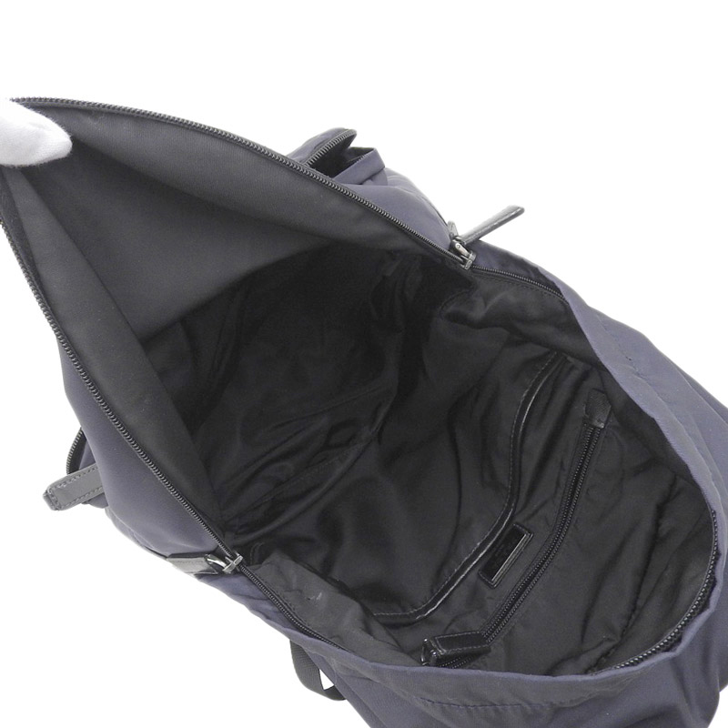 http://プラダ%20PRADA%20バックパック%20リュックサック%20ナイロン/レザー%20ネイビー/ブラック%202VZ066%20中古%20OB1744
