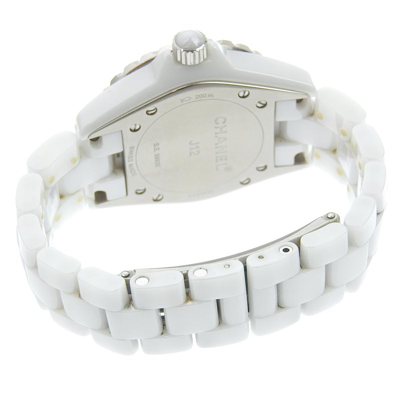http://シャネル%20CHANEL%20J12%20レディース%20クォーツ%20腕時計%20セラミック%2012Pダイヤモンド%20ホワイト文字盤%20H1628%20中古%20CH0911