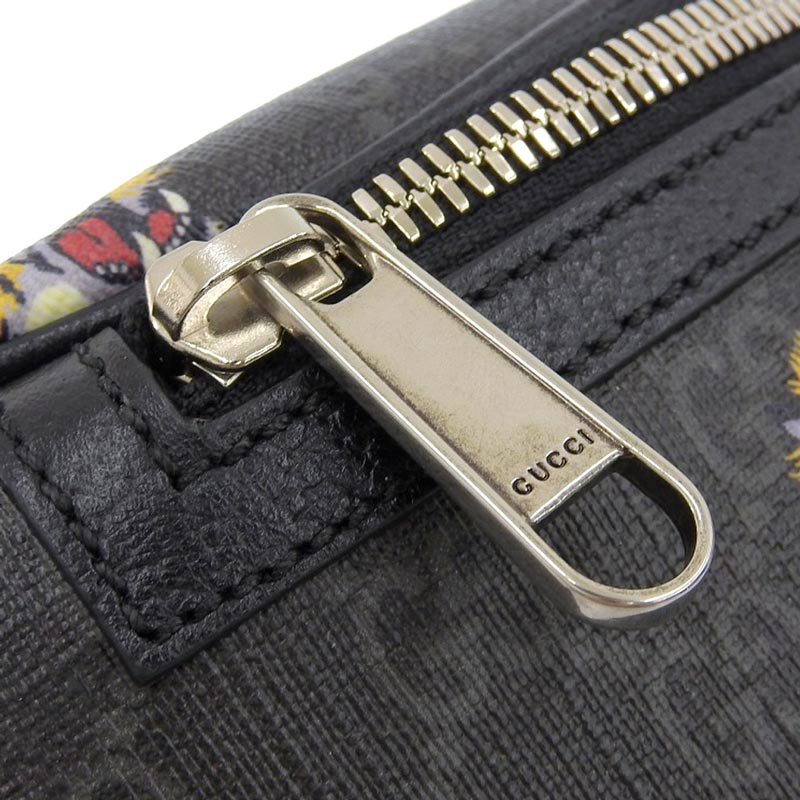 http://グッチ%20GUCCI%20GGスプリーム%20ボディバッグ%20ベルトバッグ%20ウエストバッグ%20ブラック%20タイガー%20675181%20中古%20GU0561