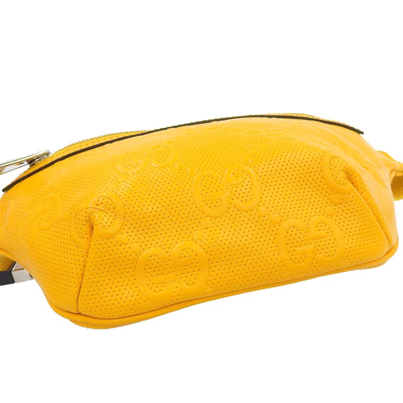 http://グッチ%20GUCCI%20GGエンボス%20ボディバッグ%20ベルトバッグ%20ウエストバッグ%20イエロー%20658582%20中古%20GU0565