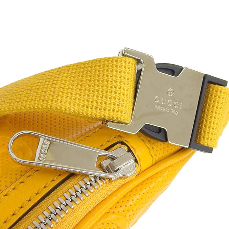 http://グッチ%20GUCCI%20GGエンボス%20ボディバッグ%20ベルトバッグ%20ウエストバッグ%20イエロー%20658582%20中古%20GU0565