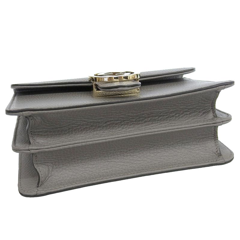 http://グッチ%20GUCCI%20インターロッキングG%20ショルダーバッグ%20チェーンショルダー%20レザー%20グレー%20510304%20中古%20GU0571