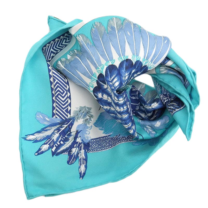 http://エルメス%20HERMES%20カレ45%20スカーフ%20シルク%20ブルー系%20「BRAZIL%20ブラジル」%20中古%20HE0918