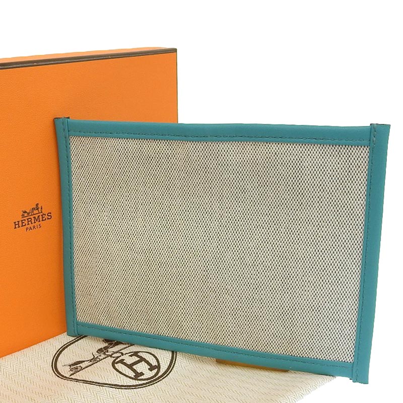 http://エルメス%20HERMES%20プティアッシュ%20パスポートケース%20レザー%20ブルー系%20美品%20HE0921