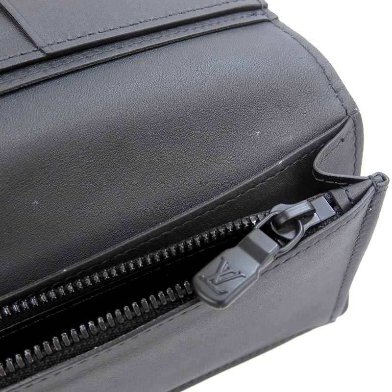http://ルイヴィトン%20LOUIS%20VUITTON%20モノグラム・シャドウ%20ポルトフォイユ・ブラザ%20長財布%20M62900%20中古%20LV1536