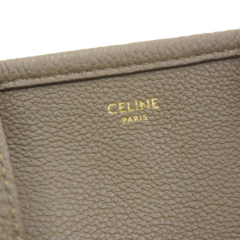 http://セリーヌ%20CELINE%20スモールフォールドカバ%202WAYバッグ%20ハンドバッグ%20ショルダーバッグ%20レザー%20グレージュ%20中古%20OB1737