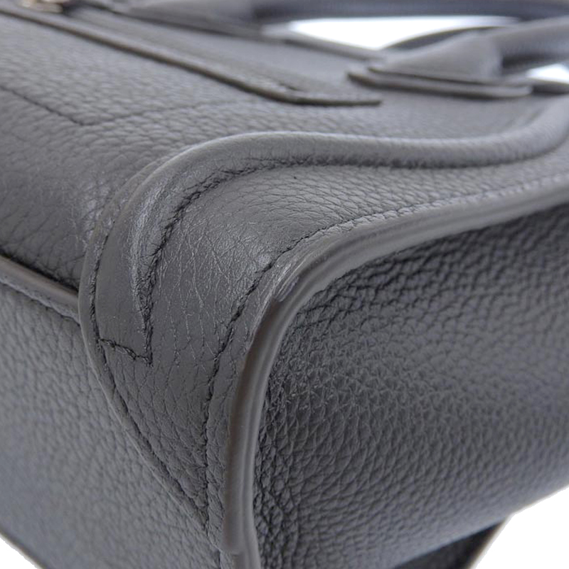 http://セリーヌ%20CELINE%20ラゲージ%20ナノショッパー%202WAYバッグ%20ハンドバッグ%20ショルダーバッグ%20レザー%20ブラック%20中古%20OB1752