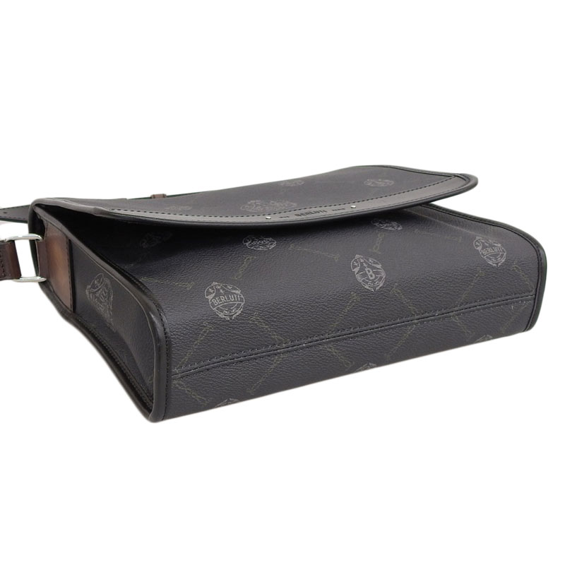 http://ベルルッティ%20BERLUTI%20フラヌールPM%20ショルダーバッグ%20PVC%20レザー%20ブラック%20中古%20OB1758