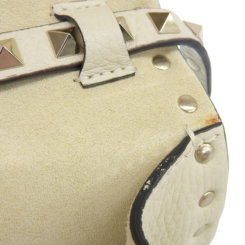 http://ヴァレンティノ%20VALENTINO%20ロック%20スタッズ%20スモール%20ショルダーバッグ%20クロスボディバッグ%20レザー%20ホワイト%20中古%20OB1778