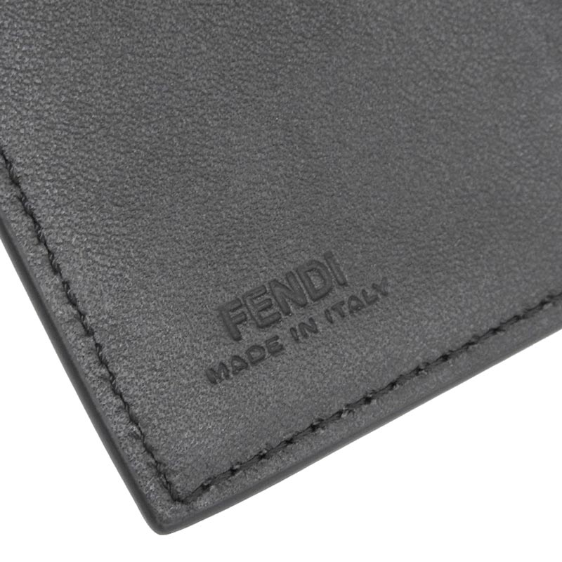http://フェンディ%20FENDI%20カードケース%20名刺入れ%20ズッカ%20PVC%20レザー%20ブラック%20イエロー%207M0222%20中古%20OBB0550